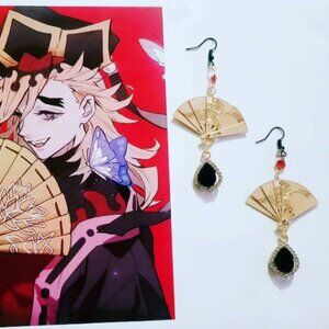 inspired Doma earrings upper moon 2 Foldable fan earrings